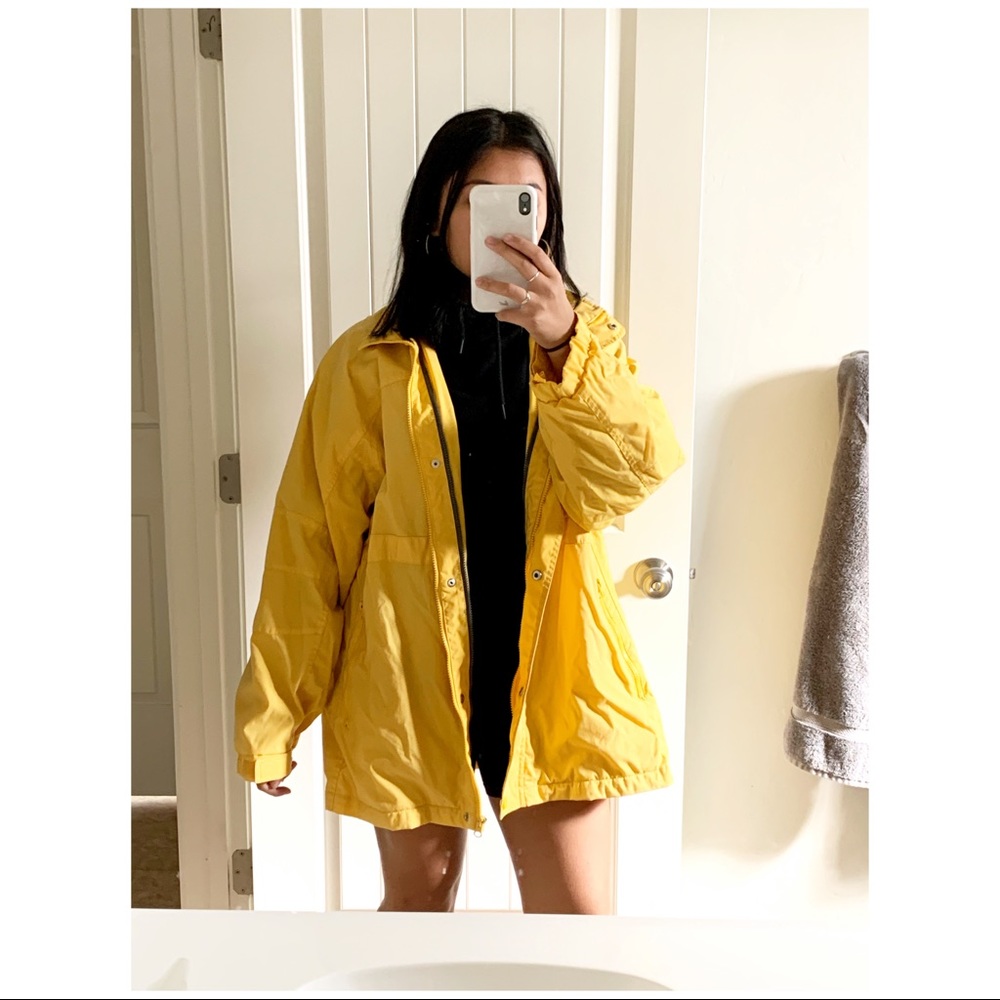 Oversized vintage windbreaker